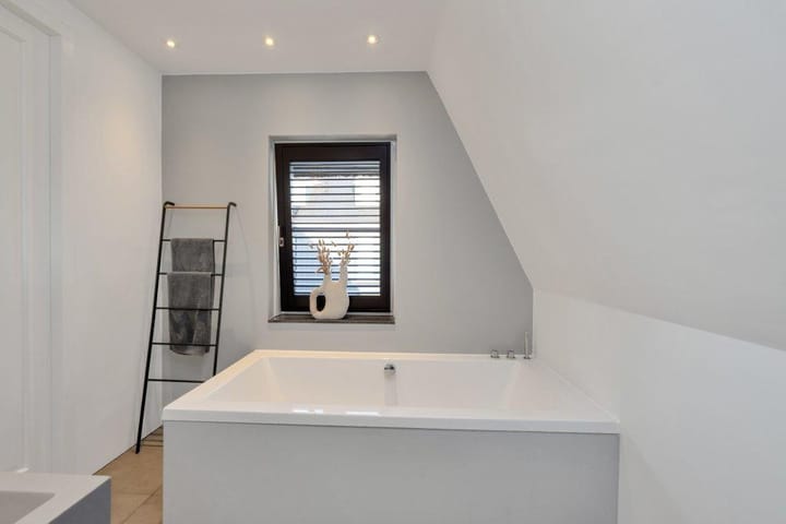 Foto 34 van Professor Brouwerlaan 9