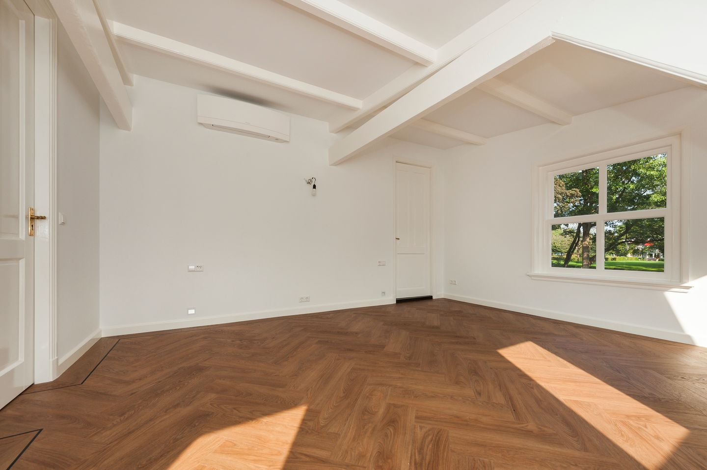 Foto 10 van Burgemeester van den Boschstraat 1-C