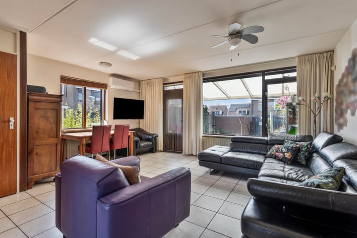 Foto 2 van Fossielenerf 40