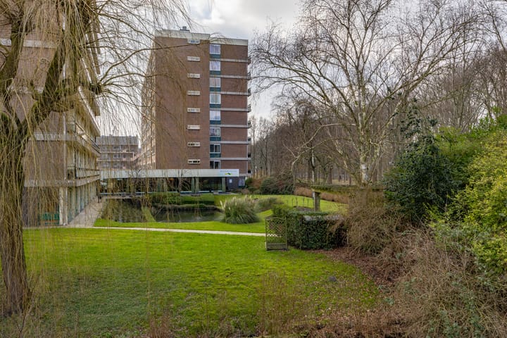 Foto 36 van Dr H. Colijnlaan 6-F154