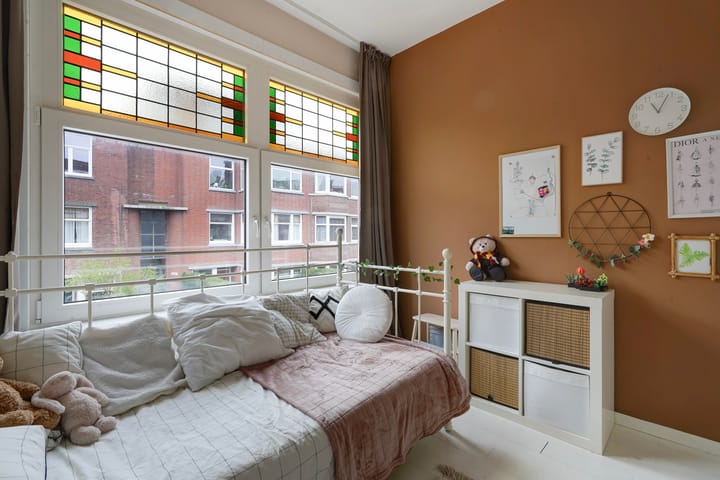 Foto 35 van Perenstraat 138