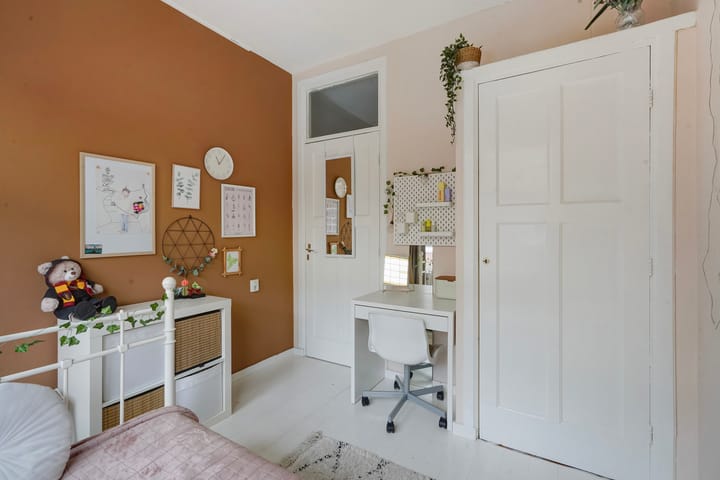 Foto 37 van Perenstraat 138