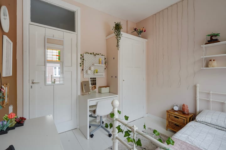 Foto 38 van Perenstraat 138