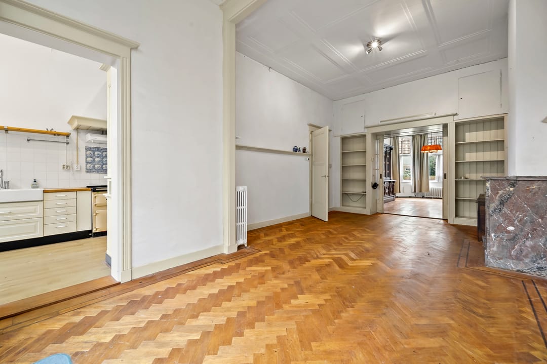 Foto 11 van Helmstraat 10