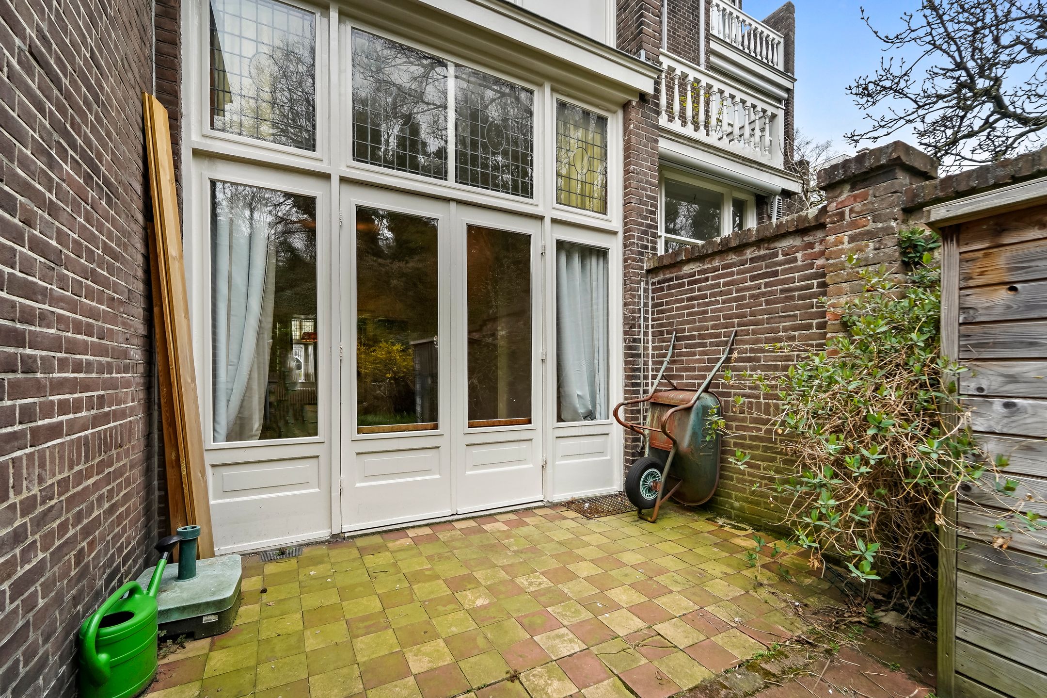 Foto 18 van Helmstraat 10