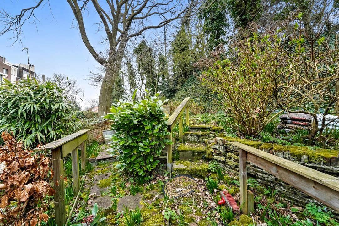 Foto 23 van Helmstraat 10