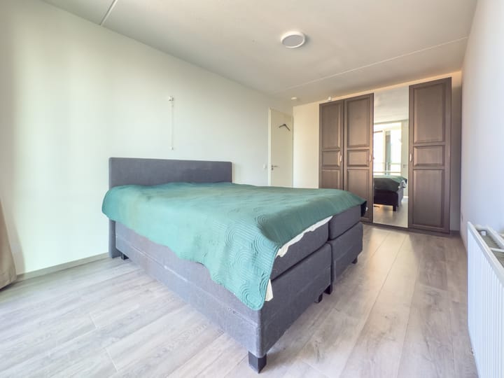 Photo 11 of Buizerdhof 125