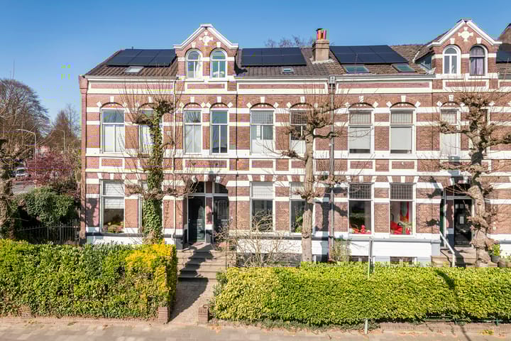 Stationsstraat 40