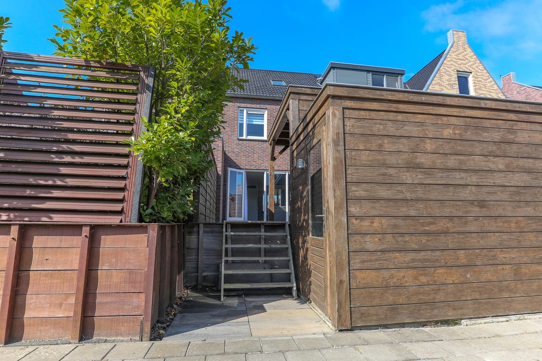 Photo 2 of Om de Lande 25