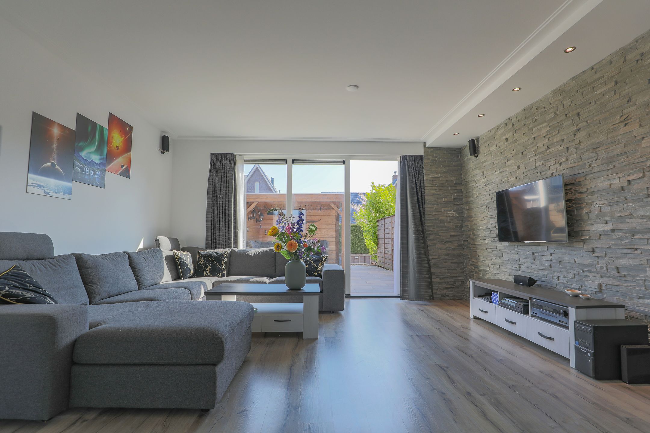 Photo 12 of Om de Lande 25