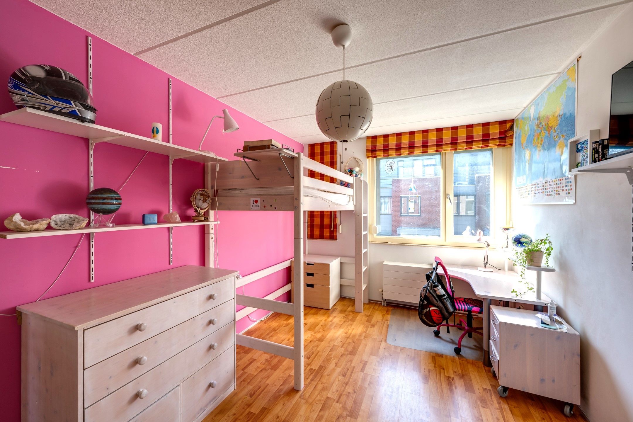 Foto 24 van Suze Groenewegstraat 24