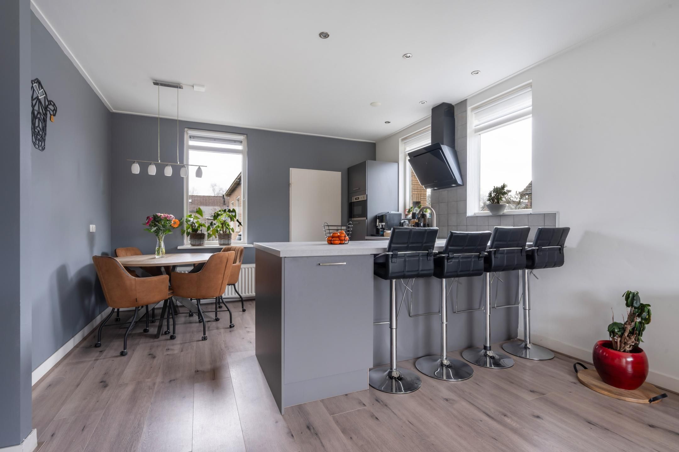 Foto 3 van van Brederodestraat 50