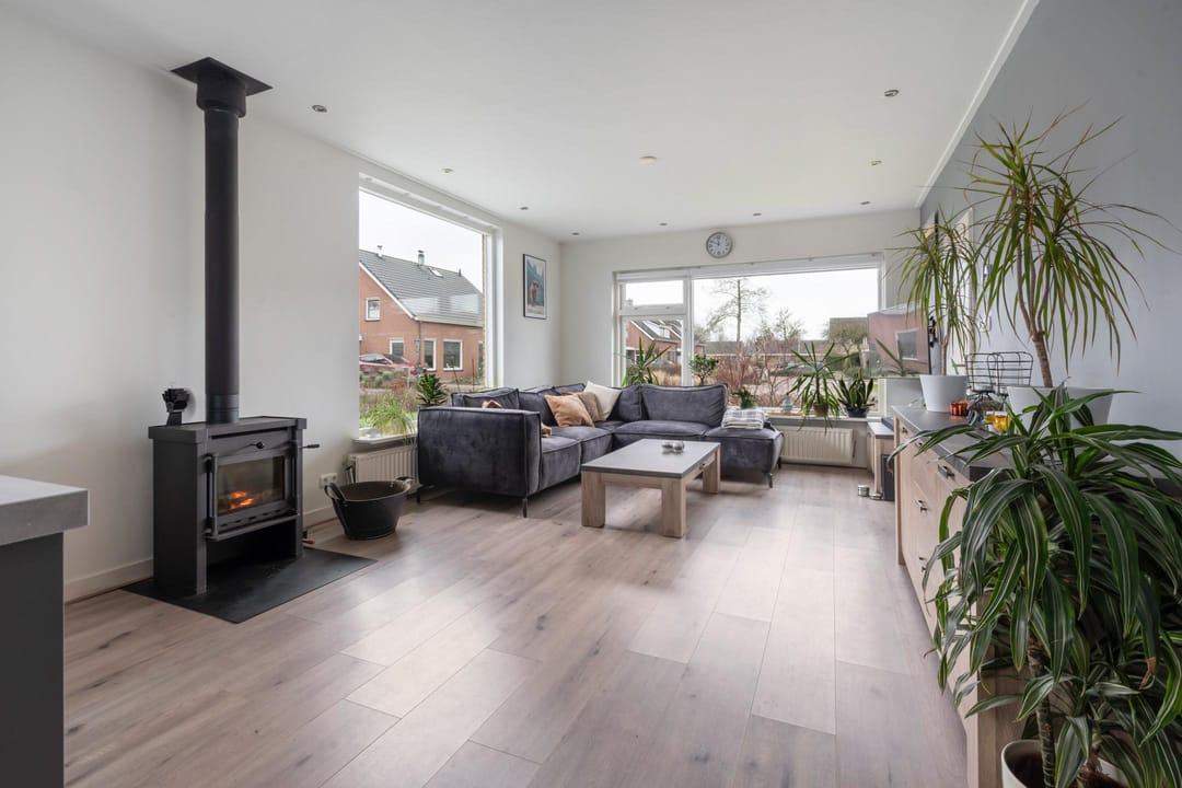 Foto 8 van van Brederodestraat 50