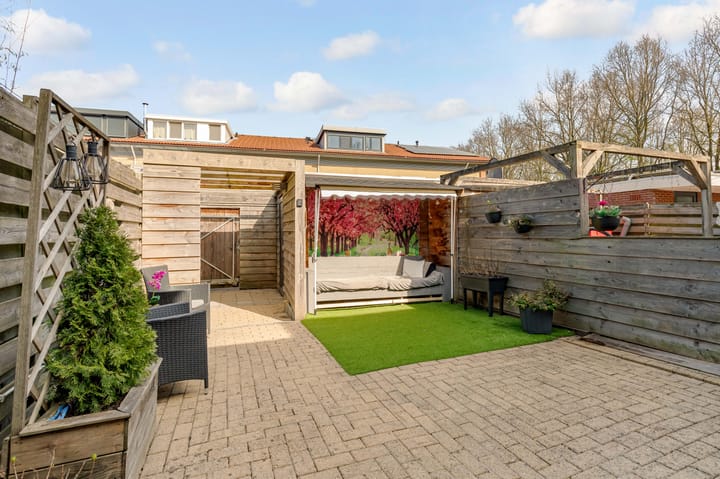 Foto 41 van Darja Collinstraat 24