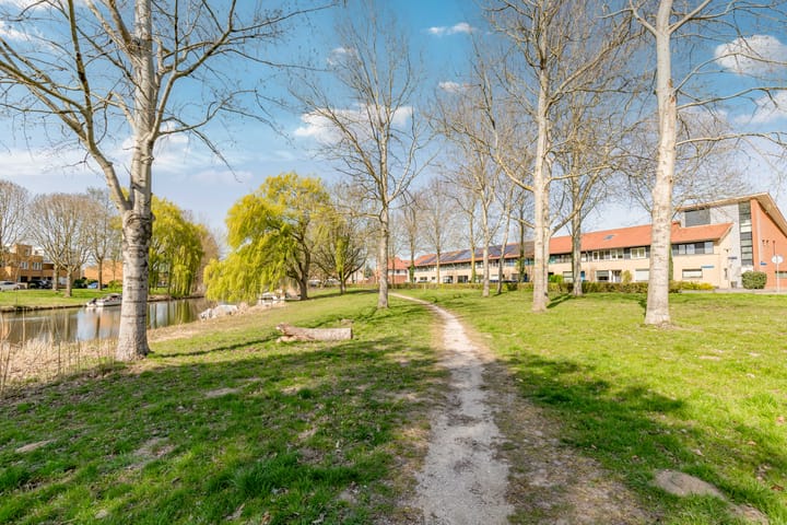 Foto 54 van Darja Collinstraat 24