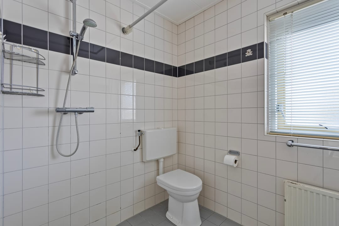 Photo 16 of Merelstraat 23