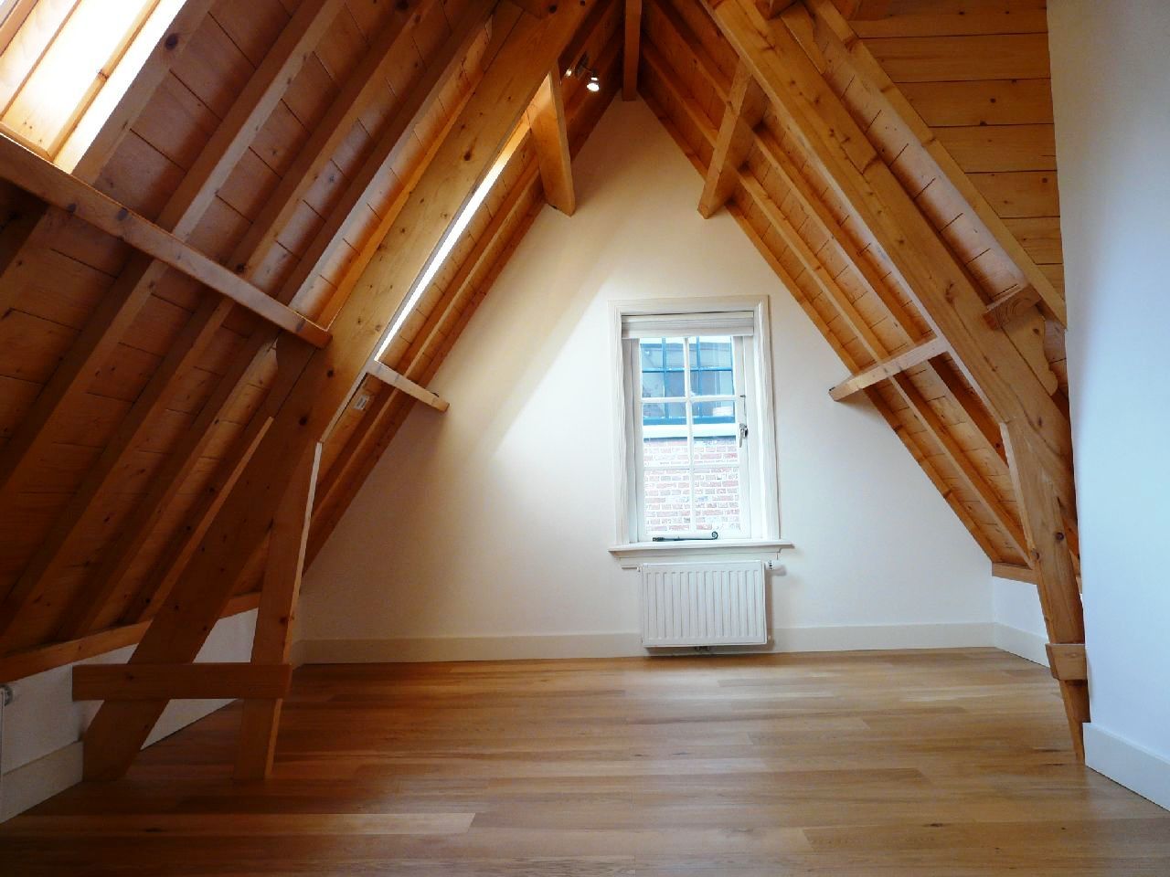 Foto 10 van Witte Rozenstraat 35