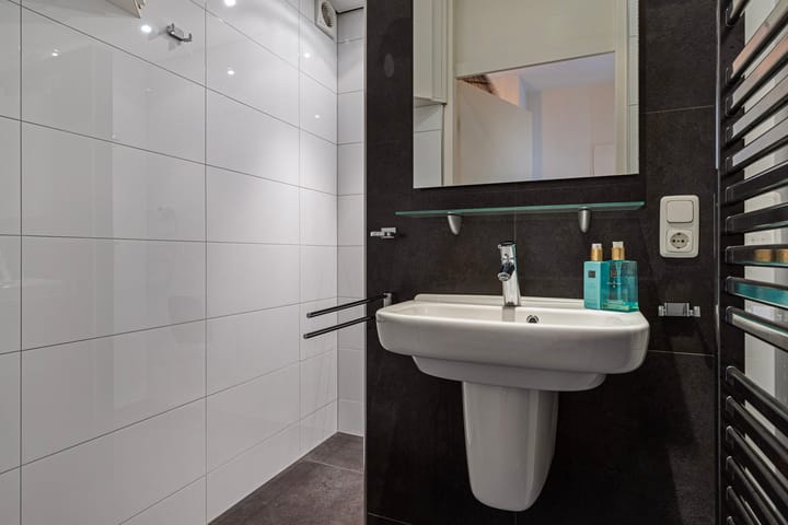 Foto 12 van Molenstraat 225