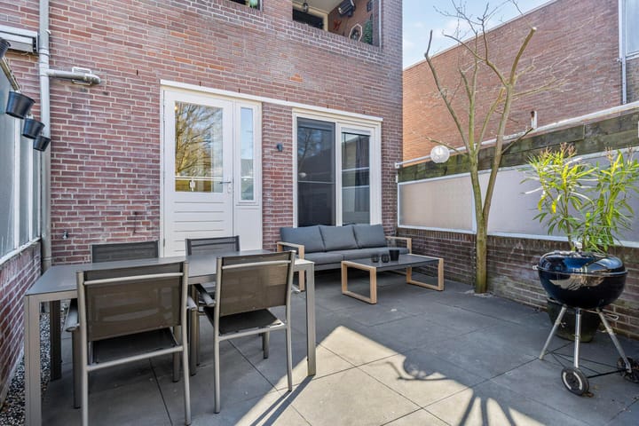 Foto 15 van Molenstraat 225