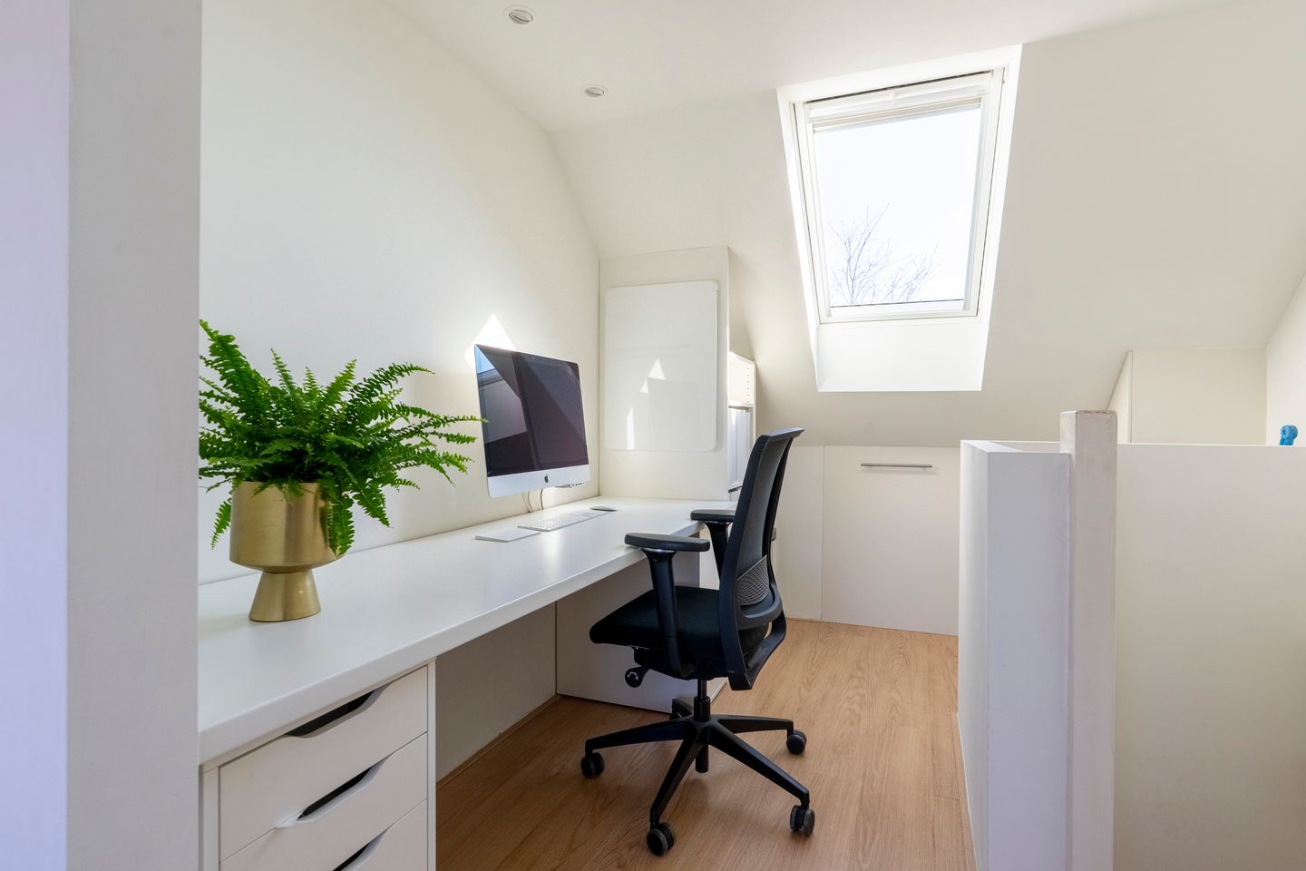 Foto 25 van Adriaan Engelslaan 14