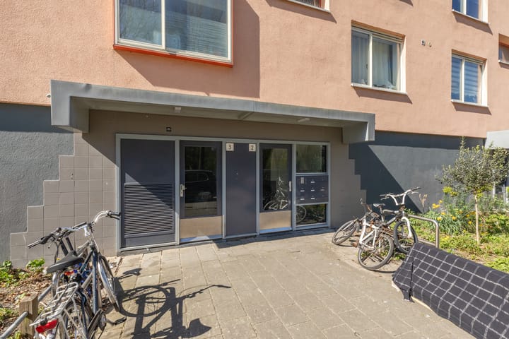 Foto 19 van Adriaan Kluitstraat 3-3