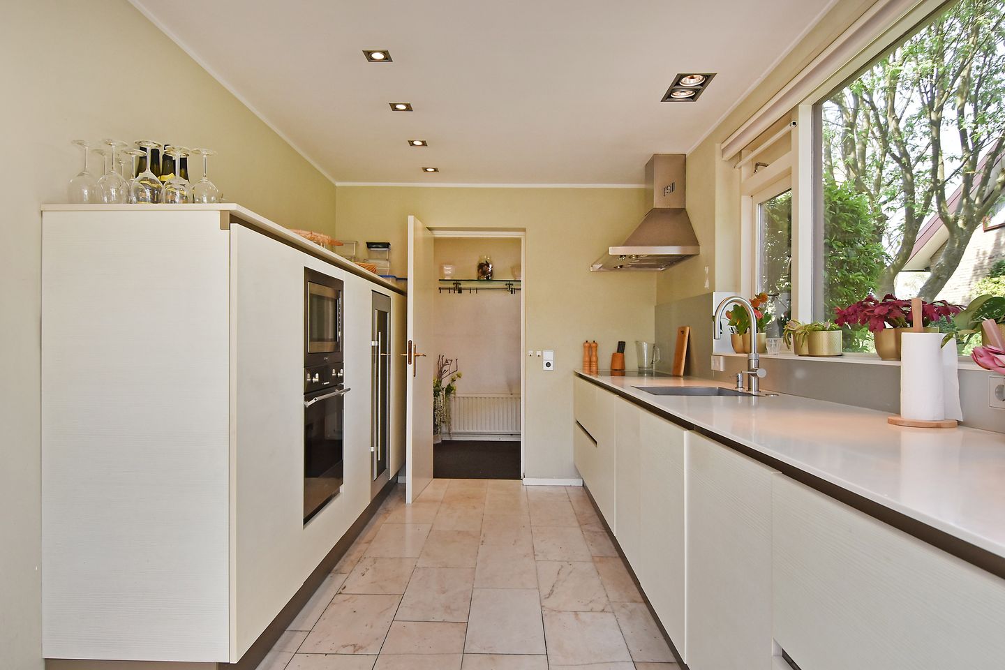 Foto 10 van John F. Kennedylaan 257