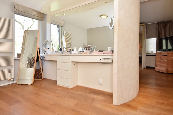 Foto 30 van John F. Kennedylaan 257