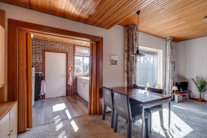 Photo 10 of Hugo de Grootlaan 17