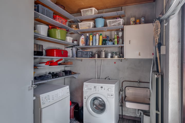 Photo 12 of Hugo de Grootlaan 17