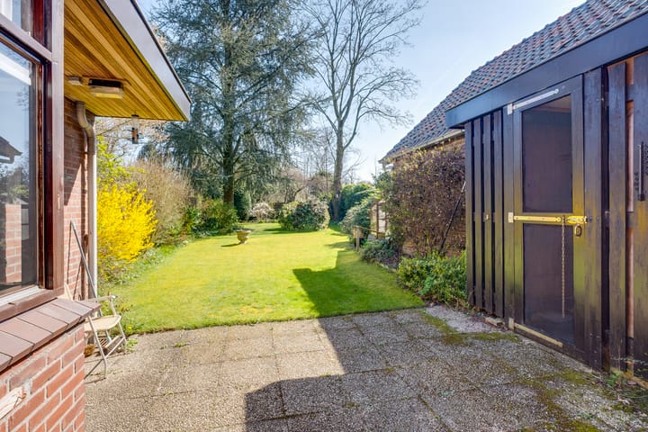 Photo 24 of Hugo de Grootlaan 17