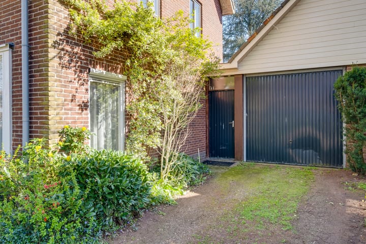 Photo 28 of Hugo de Grootlaan 17