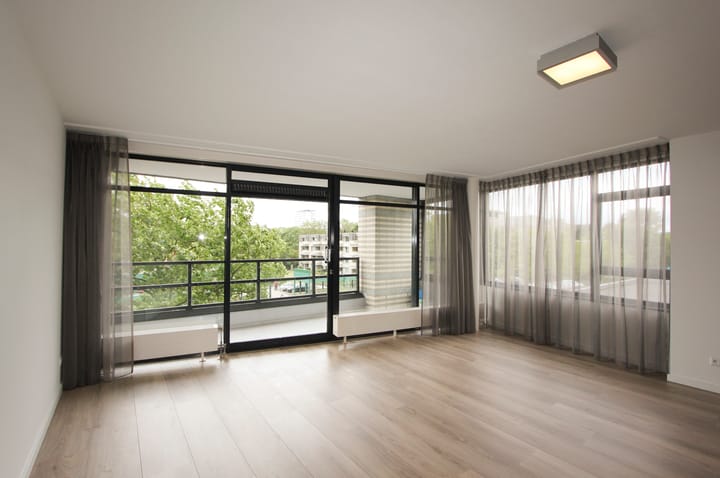 Photo 5 of Van Leijenberghlaan 260