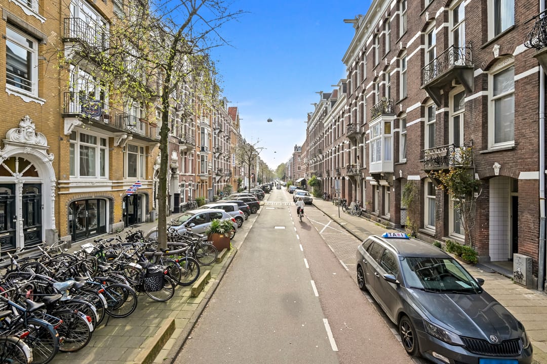 Photo 31 of Eerste Helmersstraat 69-1