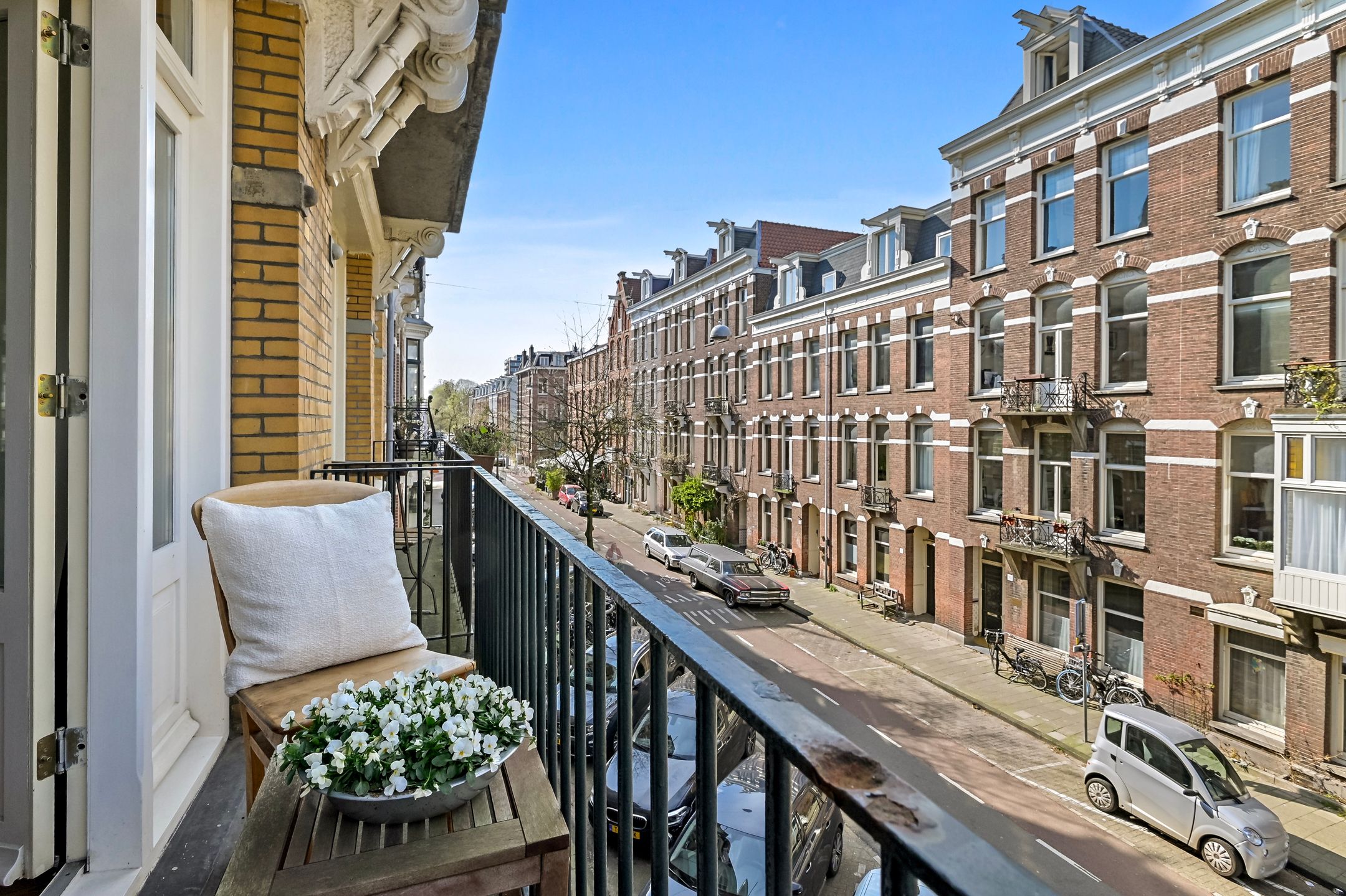 Photo 12 of Eerste Helmersstraat 69-1