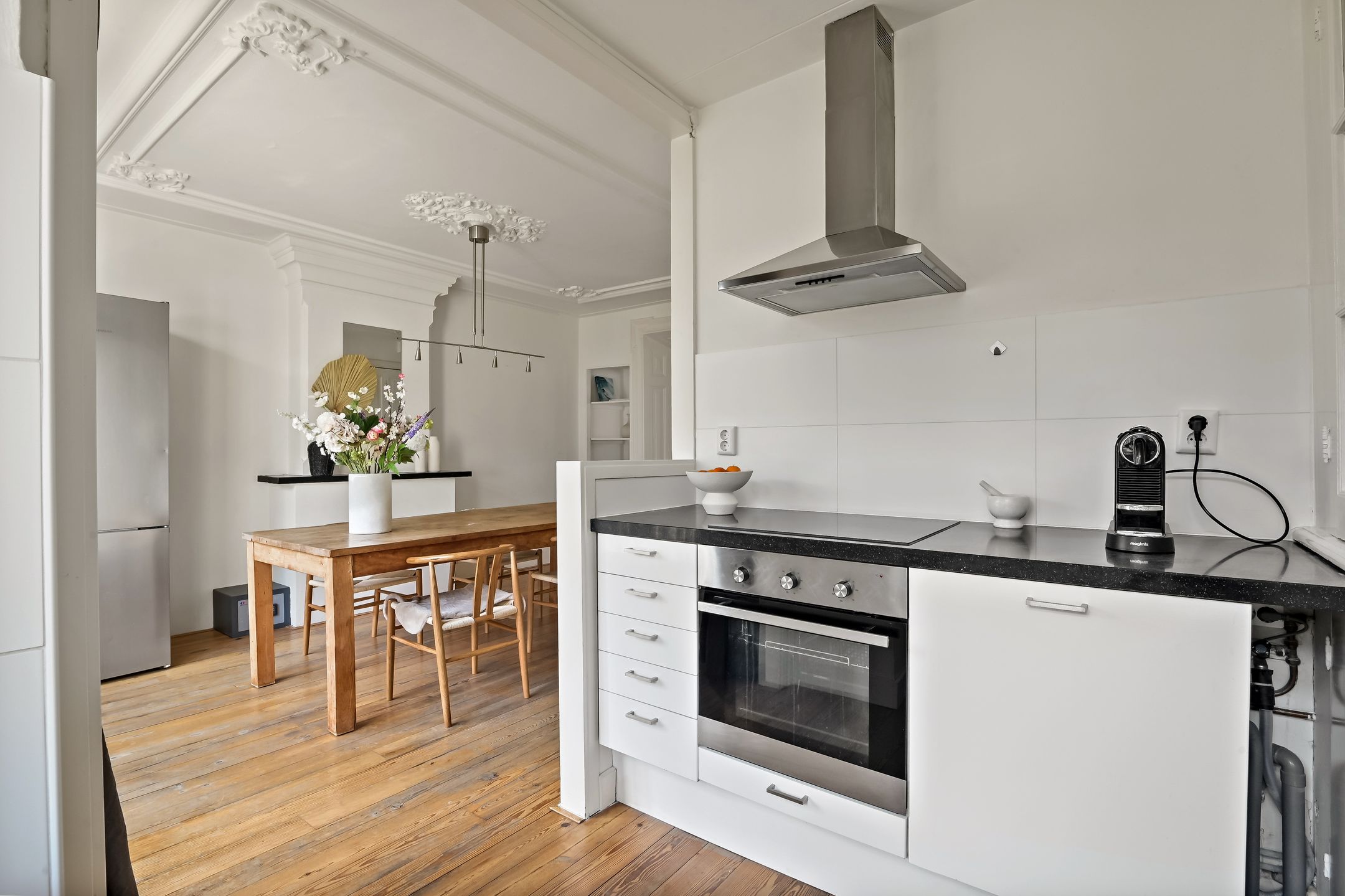 Photo 27 of Eerste Helmersstraat 69-1