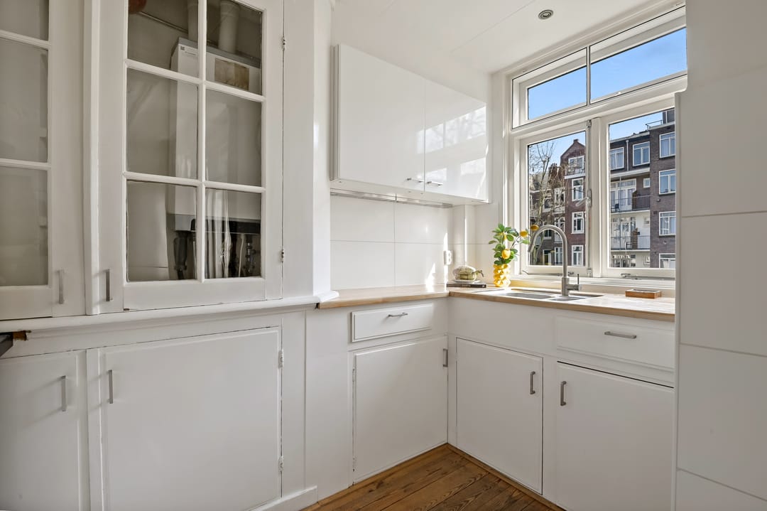 Photo 28 of Eerste Helmersstraat 69-1