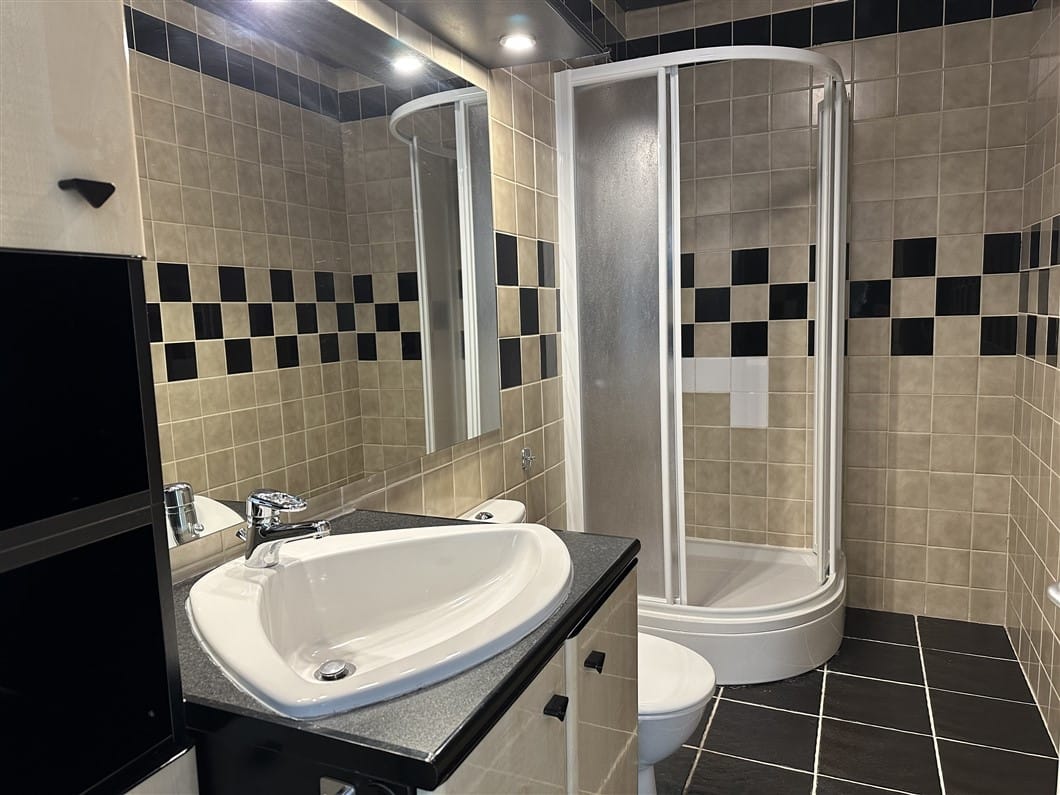 Foto 9 van Raadhuisstraat 18