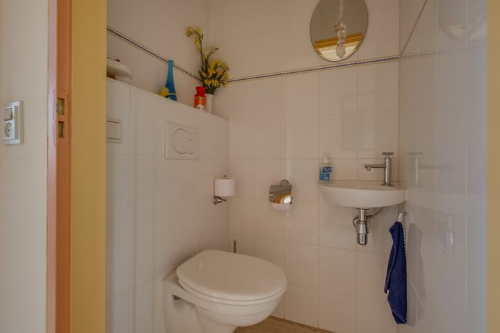 Photo 12 of Vogelwikke 19