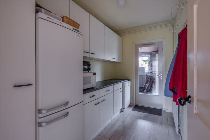 Photo 11 of Vogelwikke 19