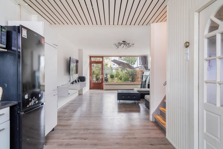 Foto 17 van F.C. Dondersstraat 43