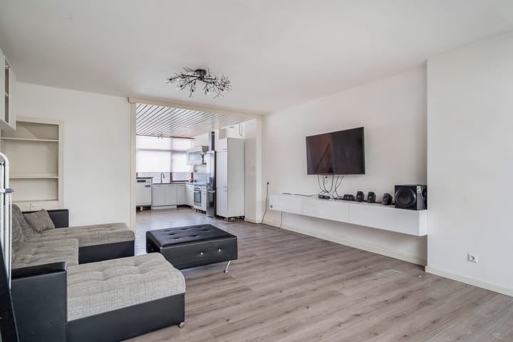 Foto 20 van F.C. Dondersstraat 43