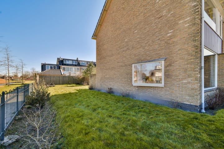 Photo 11 of Cesar Franckstraat 1