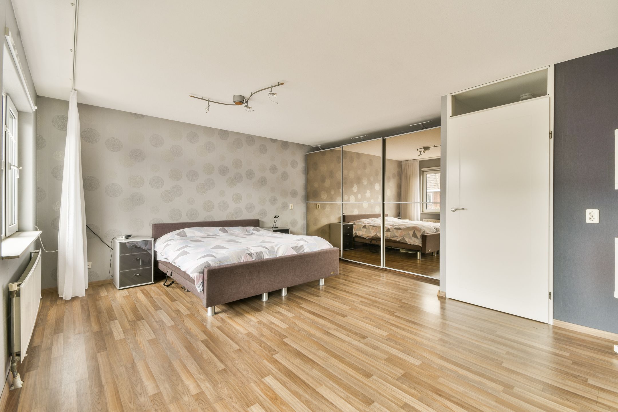 Foto 15 van Figarolaan 58