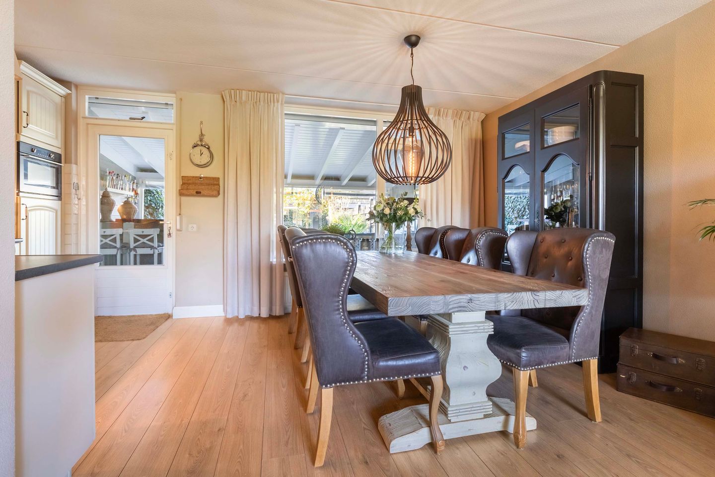 Photo 10 of Van Schaffelaarweg 34