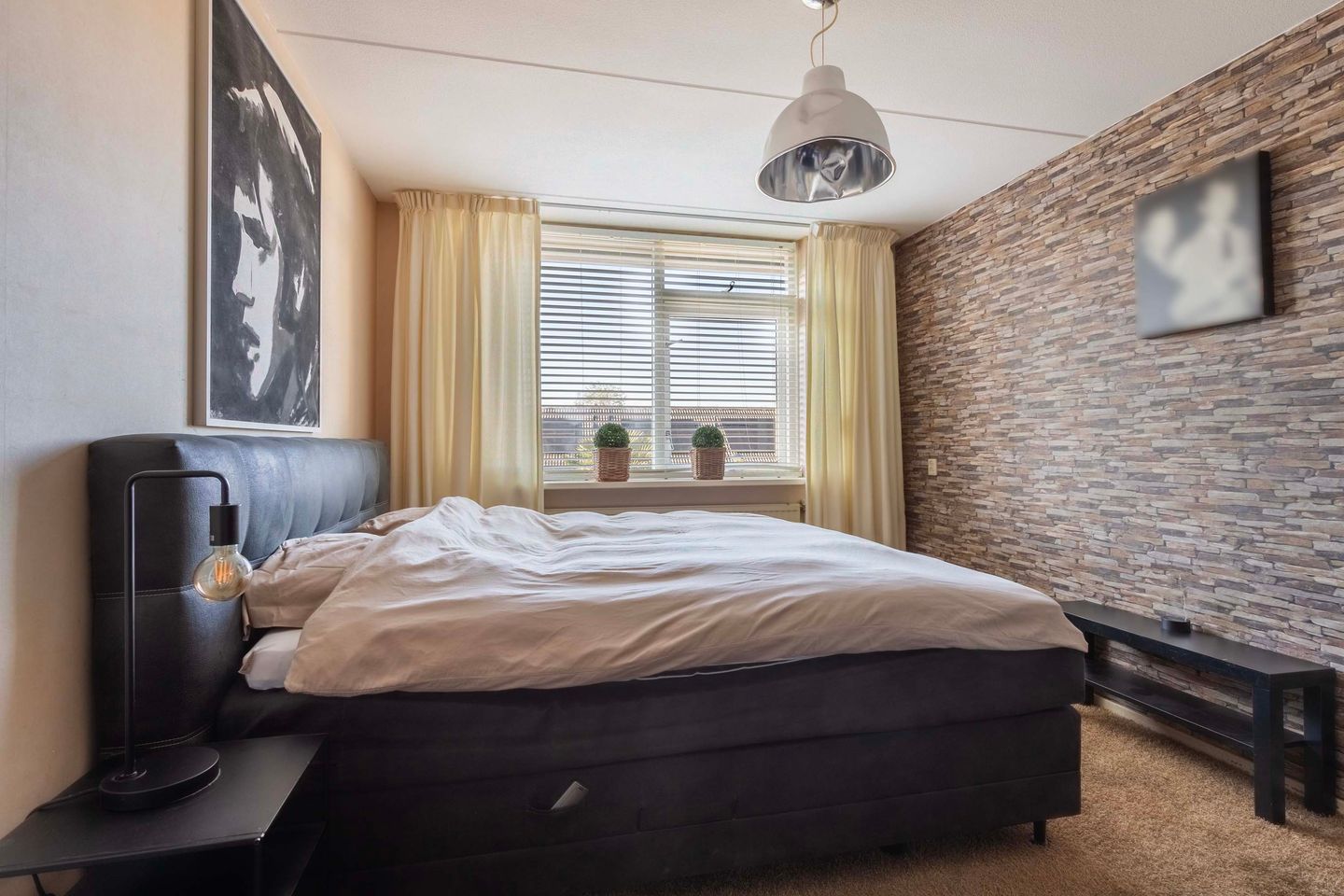 Photo 14 of Van Schaffelaarweg 34