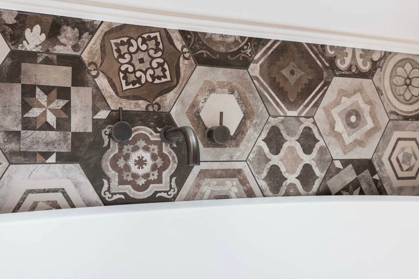 Photo 19 of Van Schaffelaarweg 34