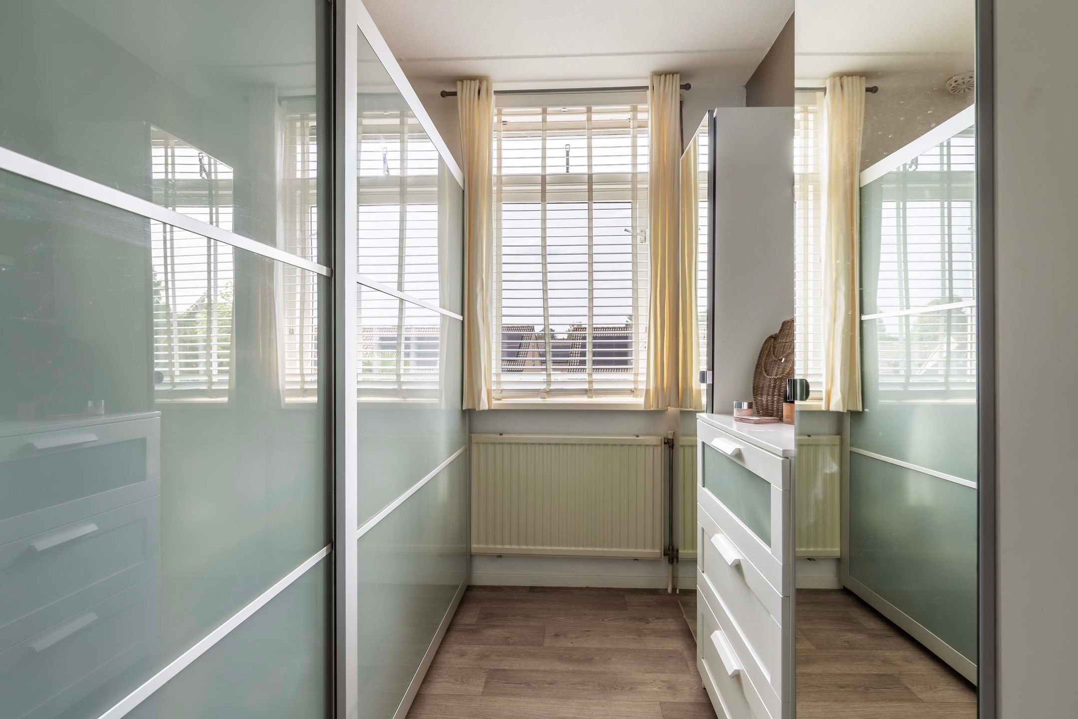 Photo 21 of Van Schaffelaarweg 34