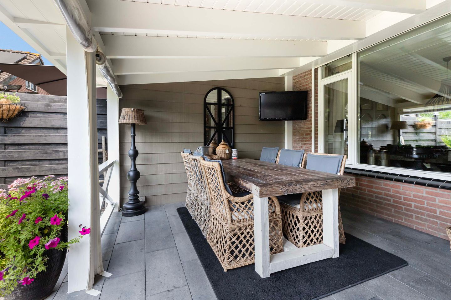 Photo 25 of Van Schaffelaarweg 34