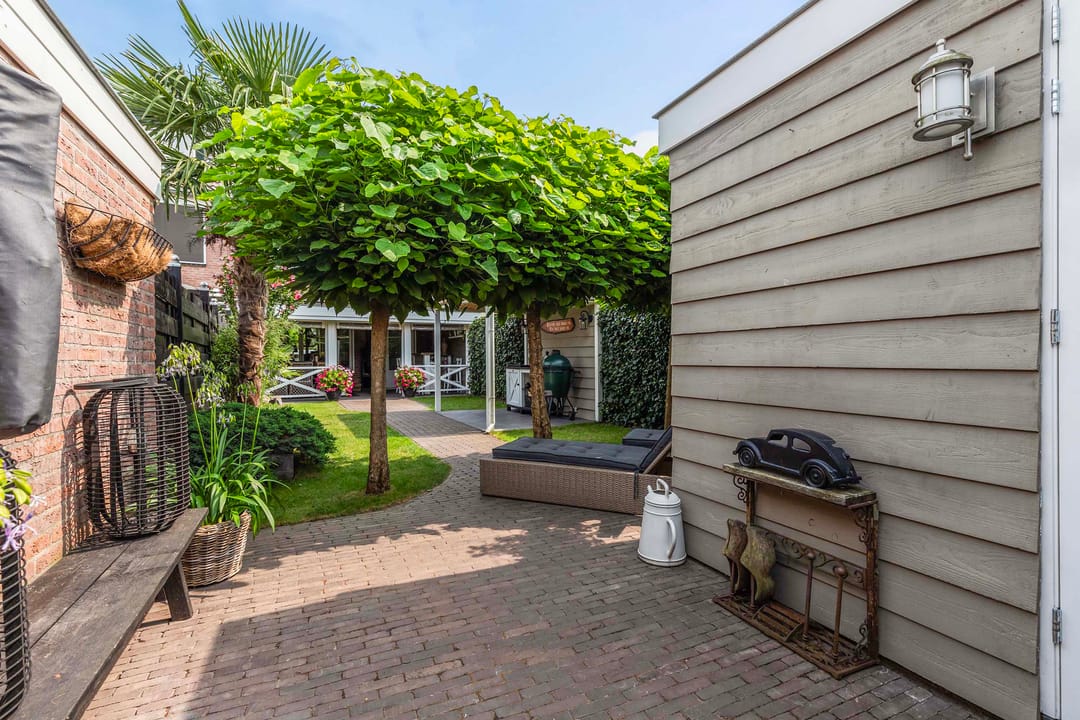 Photo 32 of Van Schaffelaarweg 34