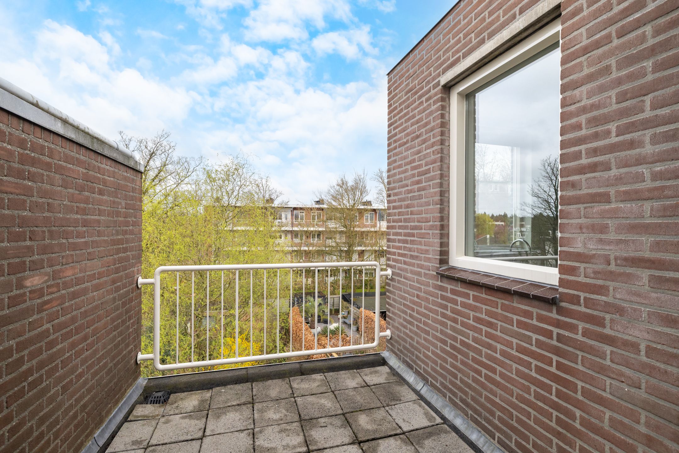 Photo 3 of Baronielaan 274-B